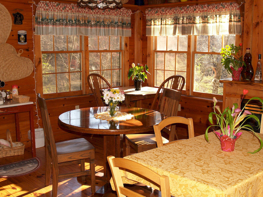 Henson Cove Place Bed And Breakfast W/Cabin Hiawassee Exterior photo